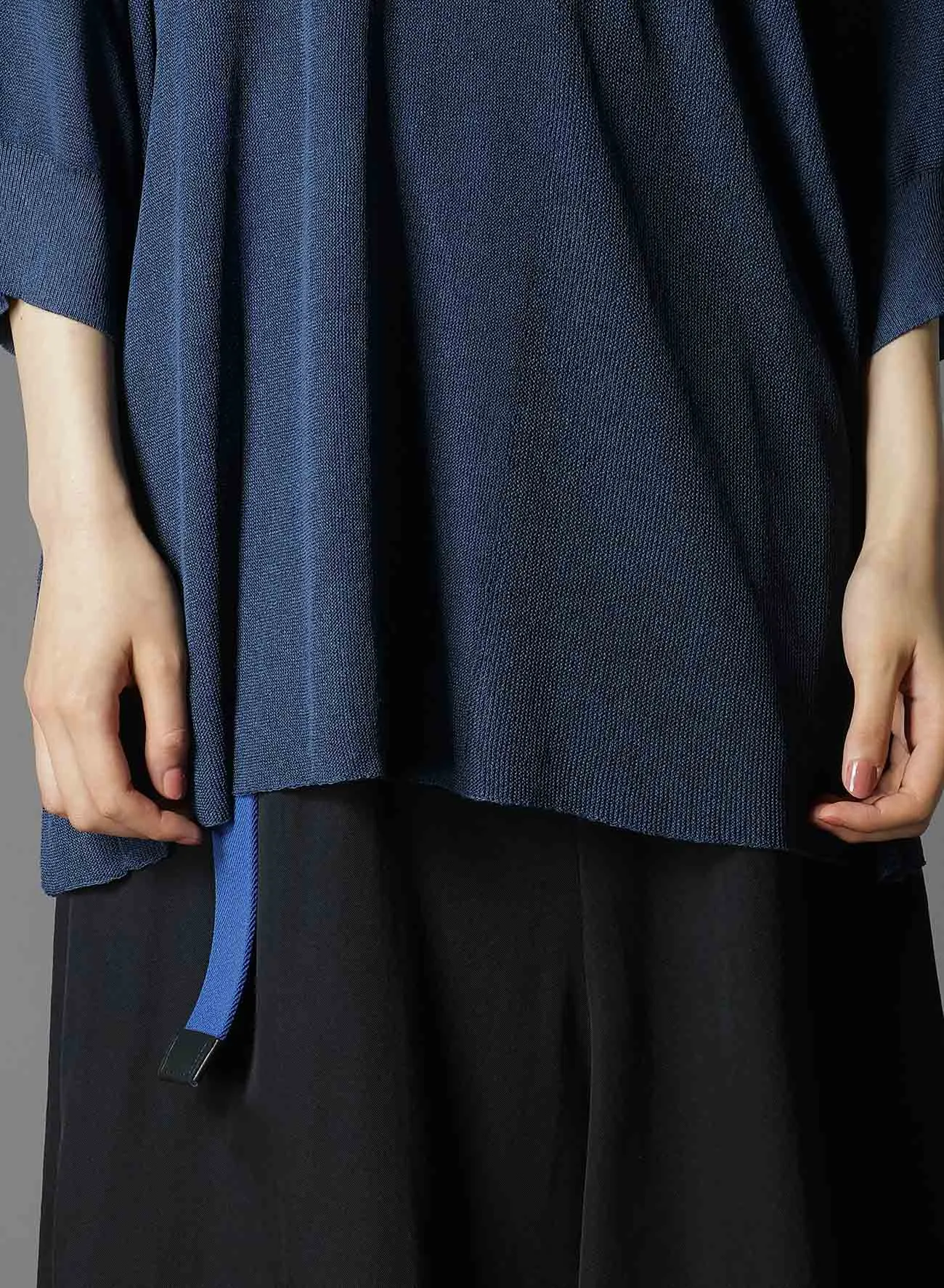 PAPER YARN SHEER HIGH NECK KNIT